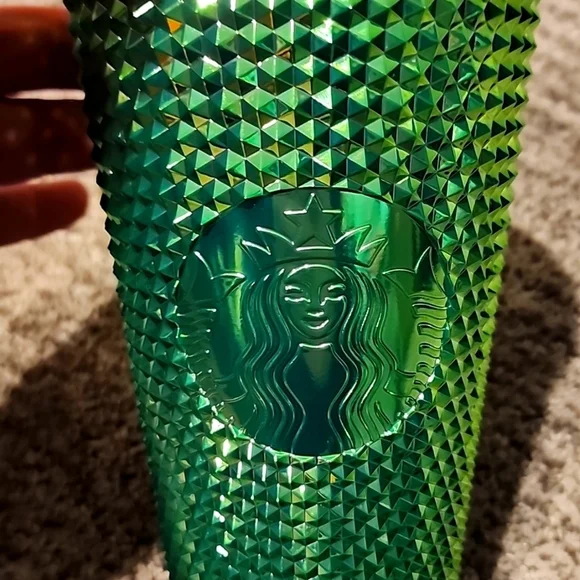 NWOT Starbucks tumbler green 16 oz. Holiday cup with screw on top. - Picture 3 of 6